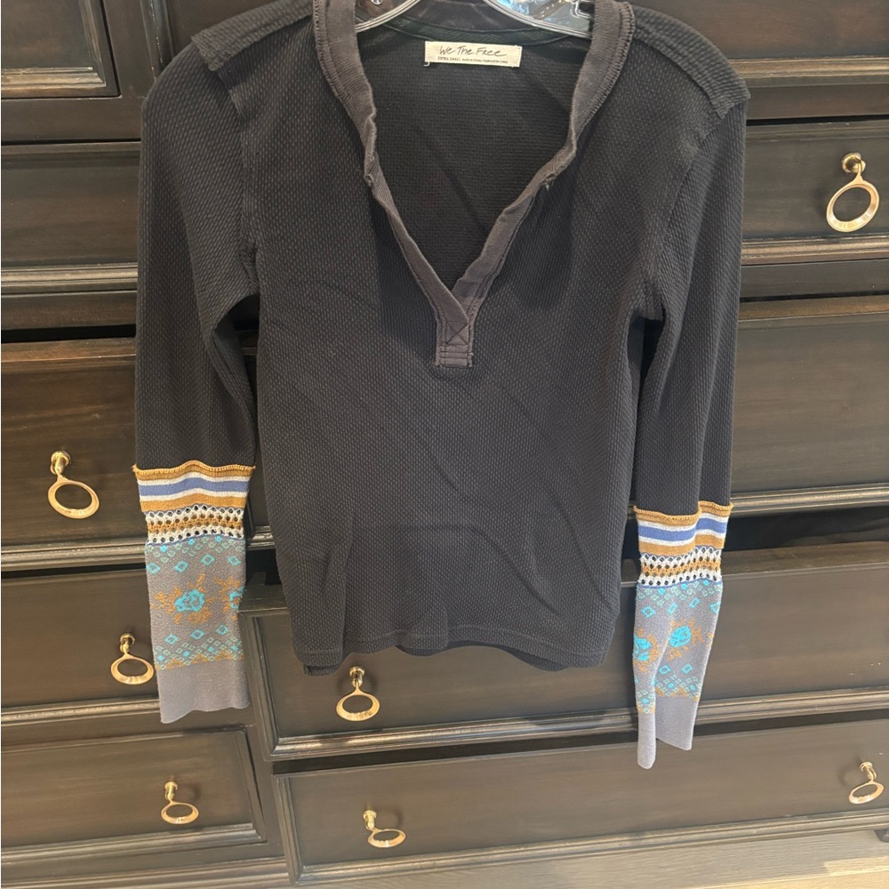 We The Free Black and Blue V-Neck Sweater with Knit Texture